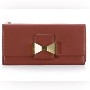 Chloe Leather Bobbie Cognac Wallet per-owned